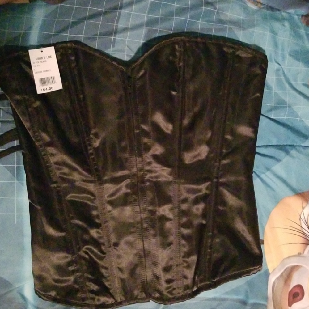 Lavish corset